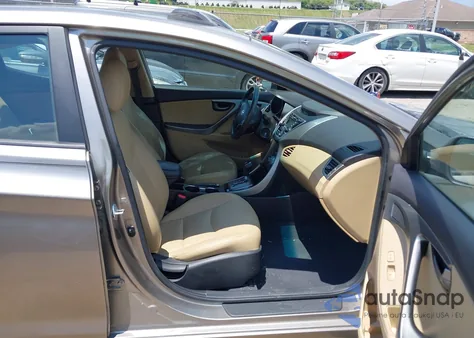 2013 Hyundai Elantra Limited z USA, uszkodzony, nr VIN 5NPDH4AE2DH267094